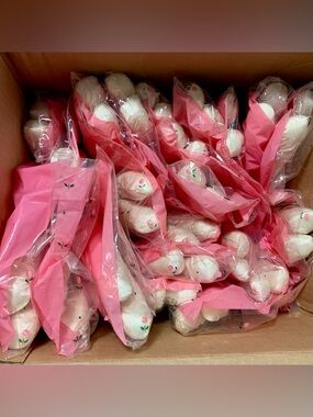 🆕Vintage Avon Satin Padded Hangers Floral Pink Lot of 44 Sealed 1986